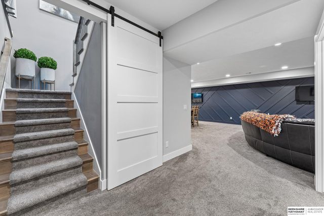4215 S 230Th Plaza, Elkhorn, NE 68022