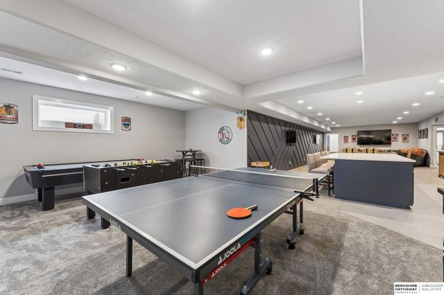 4215 S 230Th Plaza, Elkhorn, NE 68022