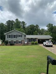 3748 Cutler Drive, Lawrenceville, GA 30044