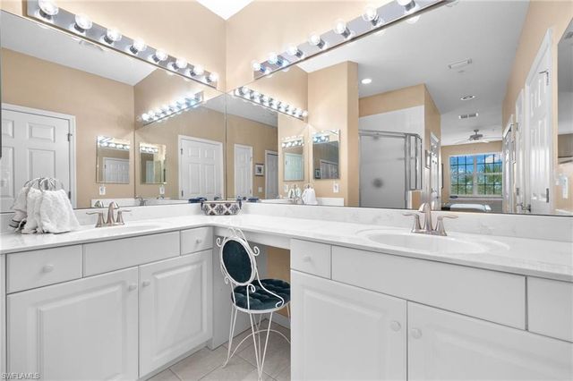 20061 Sanibel View CIR # 203, Fort Myers, FL 33908