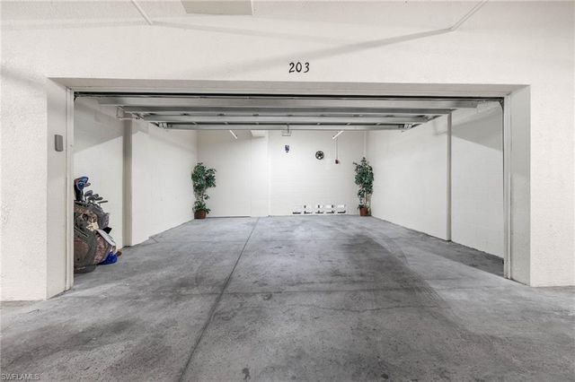 20061 Sanibel View CIR # 203, Fort Myers, FL 33908