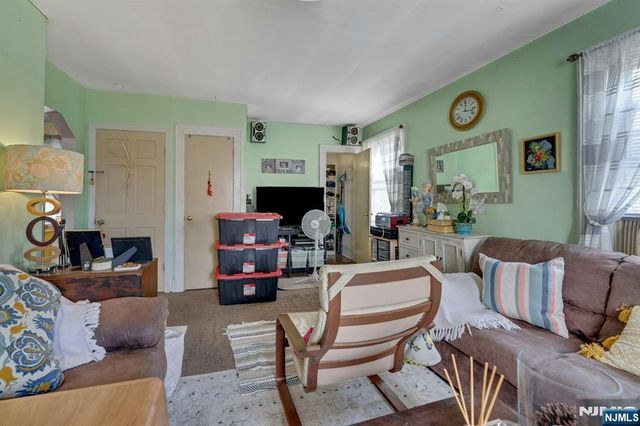 216 Irving Place, Lyndhurst, NJ 07071