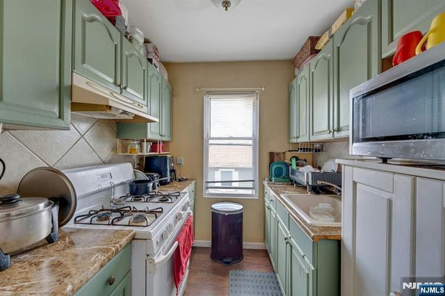 216 Irving Place, Lyndhurst, NJ 07071