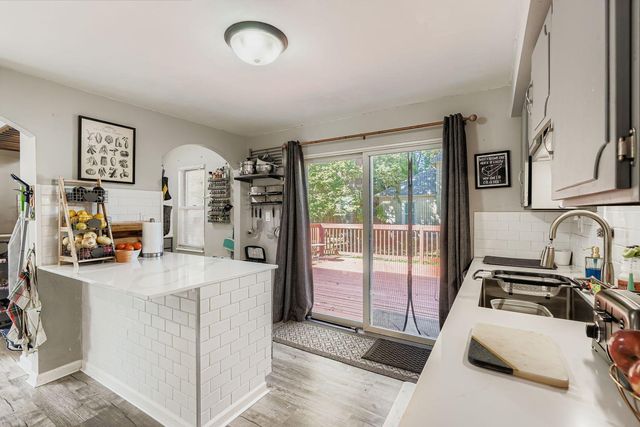 645 Gotzian Street, Saint Paul, MN 55106