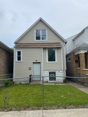 6905 Woodlawn Avenue S, Woodlawn, IL 60637