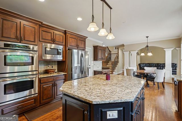 362 Grassmeade Way, Snellville, GA 30078