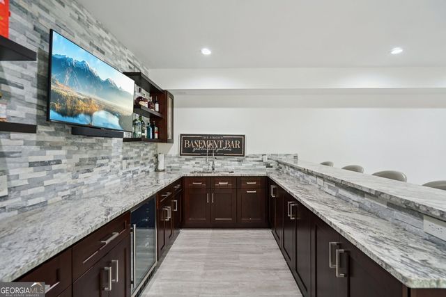 362 Grassmeade Way, Snellville, GA 30078