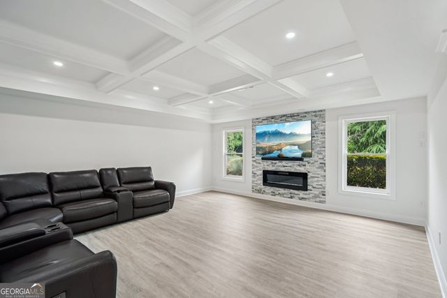 362 Grassmeade Way, Snellville, GA 30078