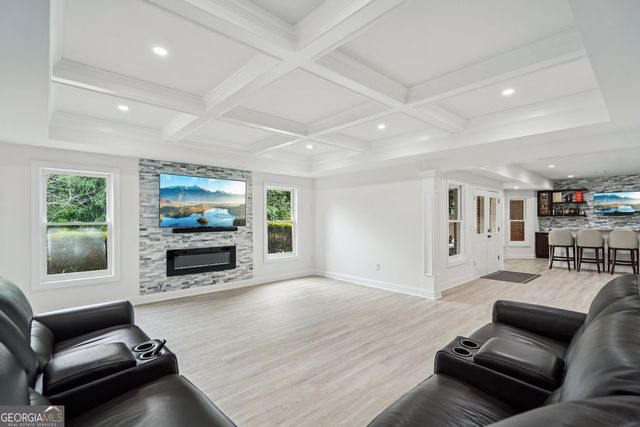 362 Grassmeade Way, Snellville, GA 30078