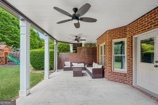 362 Grassmeade Way, Snellville, GA 30078