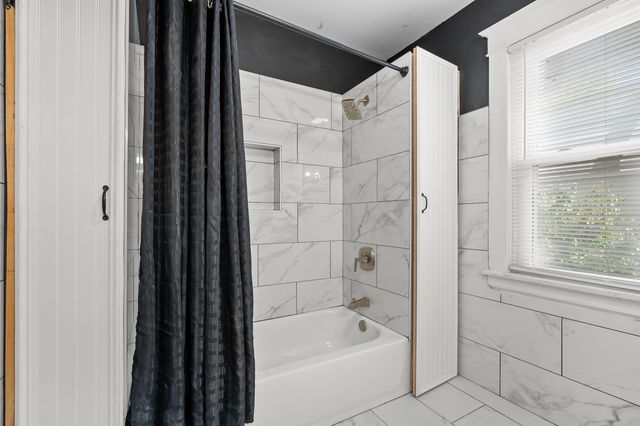 607 Reed Avenue, Kalamazoo, MI 49001