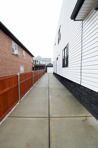 445 E 46th Street, Brooklyn, NY 11203