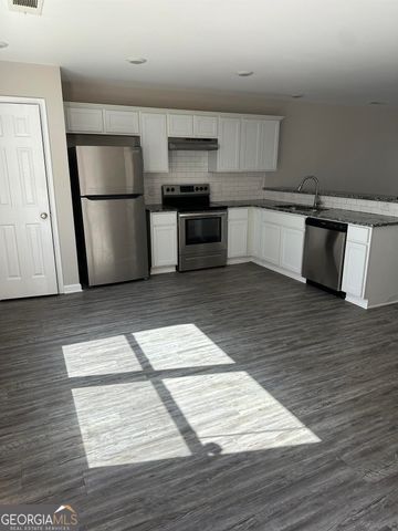 4454 Pinscher Street, Union City, GA 30291