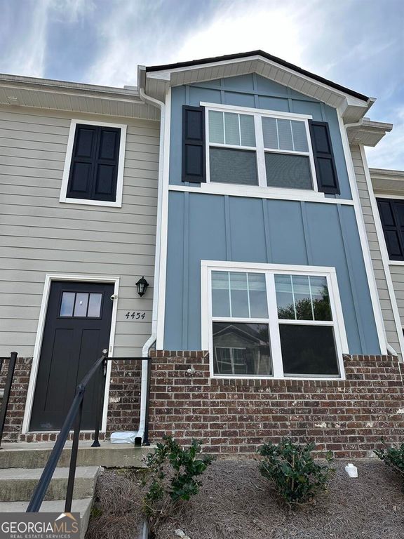 4454 Pinscher Street, Union City, GA 30291