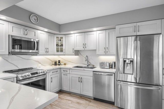 3665 Quail Ridge Drive Bobwhite B, Boynton Beach, FL 33436