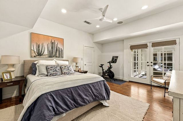 6438 Mccommas Boulevard, Dallas, TX 75214