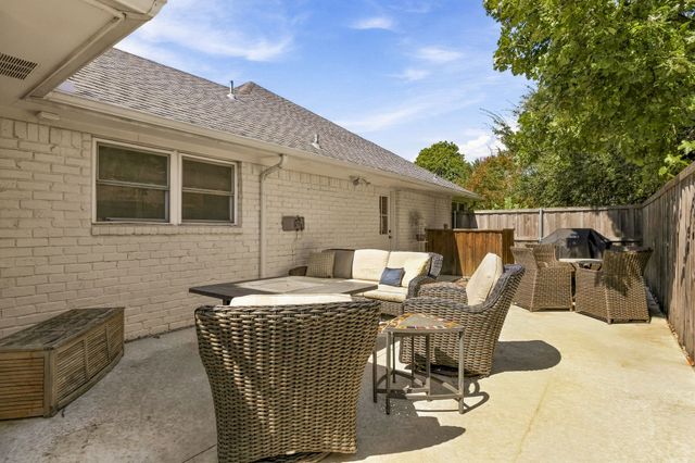 6438 Mccommas Boulevard, Dallas, TX 75214