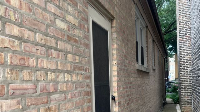 1504 N Kolin Avenue, Chicago, IL 60651