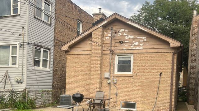 1504 N Kolin Avenue, Chicago, IL 60651