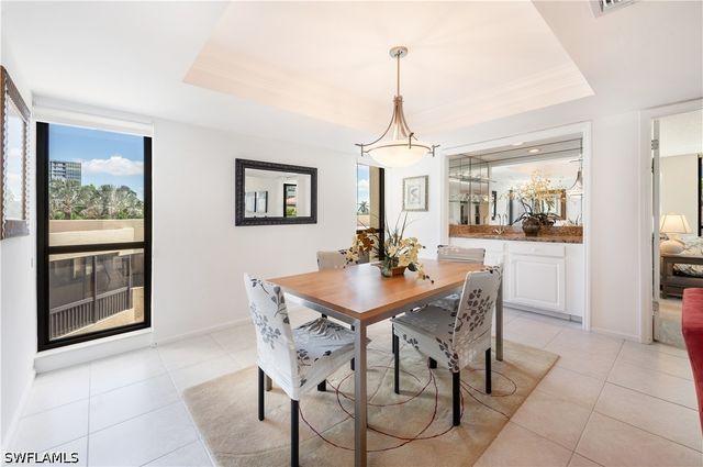 4551 Gulf Shore BLVD N 306, Naples, FL 34103