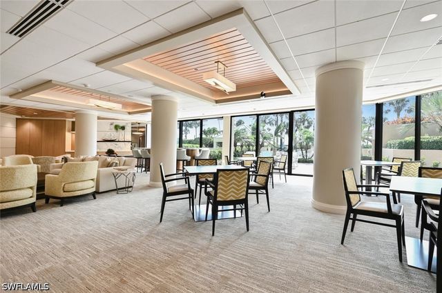 4551 Gulf Shore BLVD N 306, Naples, FL 34103