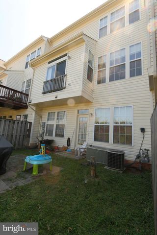 46164 AISQUITH TER, Sterling, VA 20165