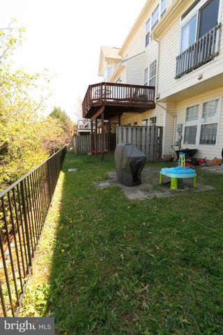 46164 AISQUITH TER, Sterling, VA 20165