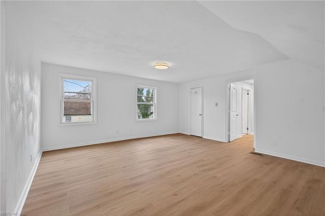 945 17th ST, Newport News, VA 23607