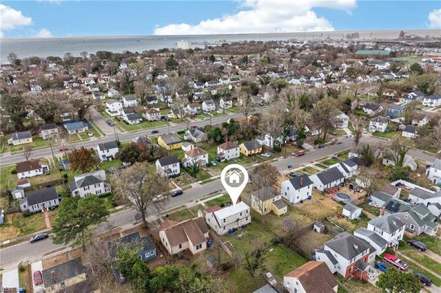 945 17th ST, Newport News, VA 23607