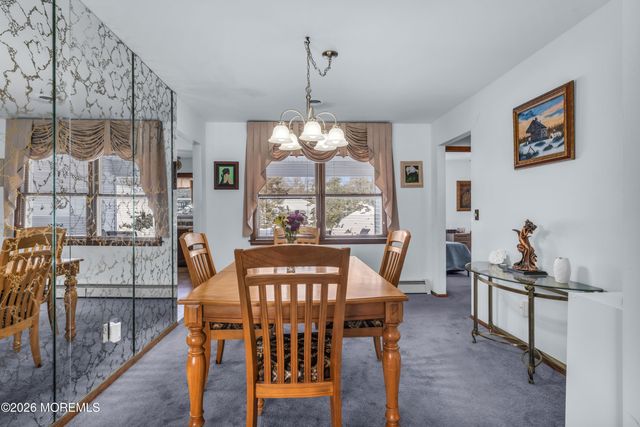 119 Edgewater Court, Toms River, NJ 08757