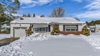 119 Edgewater Court, Toms River, NJ 08757