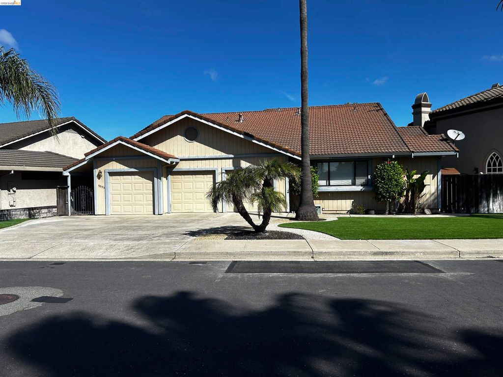 5593 Drakes Dr, Discovery Bay, CA 94505