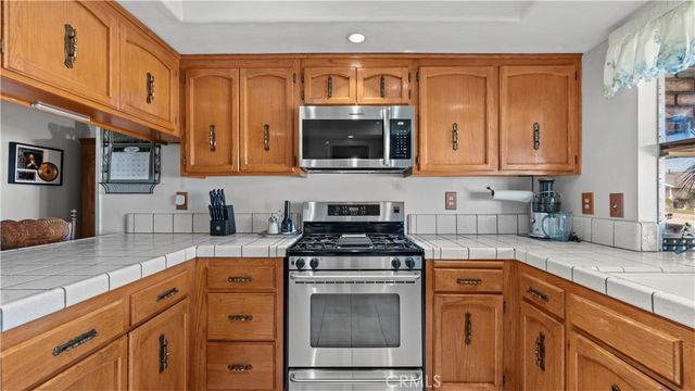 11658 Del Sur, Jurupa Valley, CA 91752