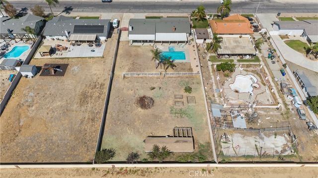11658 Del Sur, Jurupa Valley, CA 91752