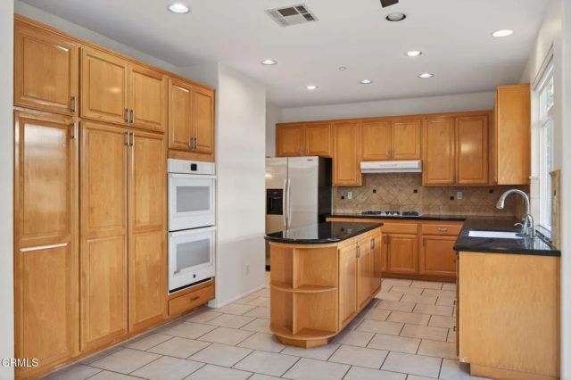 4863 Templeton Street, Ventura, CA 93003