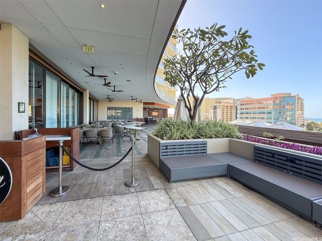 2139 Kuhio Avenue 2306, Honolulu, HI 96815