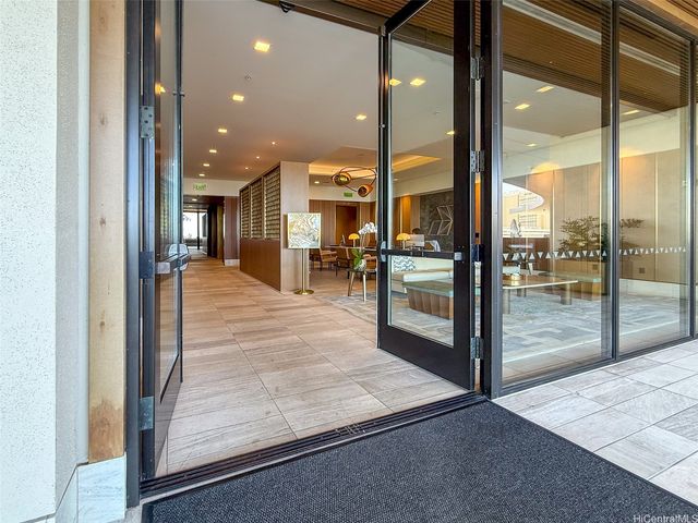 2139 Kuhio Avenue 2306, Honolulu, HI 96815