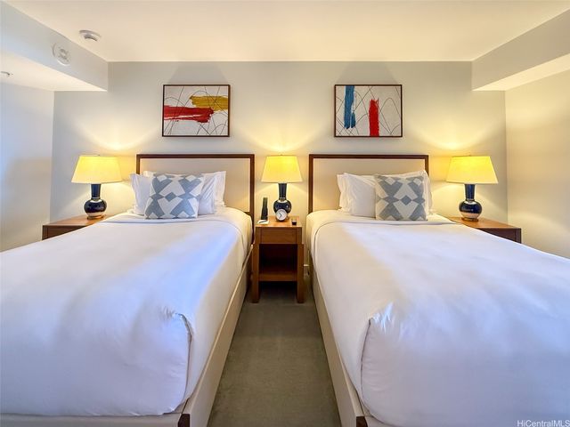 2139 Kuhio Avenue 2306, Honolulu, HI 96815