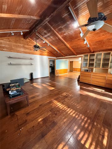 514 Bevo Trail, Tool, TX 75143