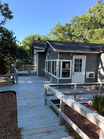 514 Bevo Trail, Tool, TX 75143