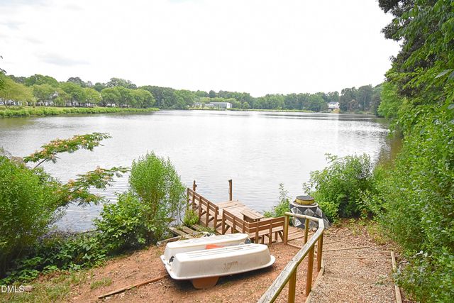 314 Riverwalk Circle, Cary, NC 27511