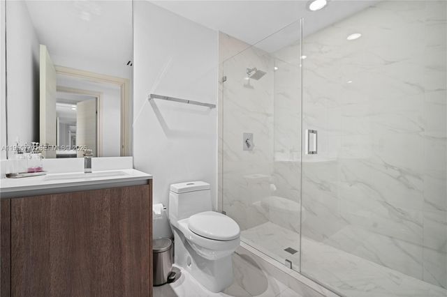 801 S Miami Ave 3601, Miami, FL 33130