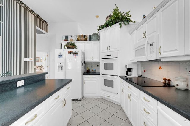 8003 BELSHIRE DRIVE, Orlando, FL 32835