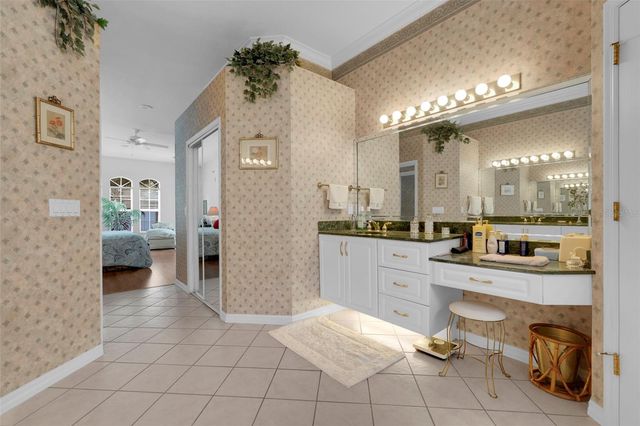 8003 BELSHIRE DRIVE, Orlando, FL 32835
