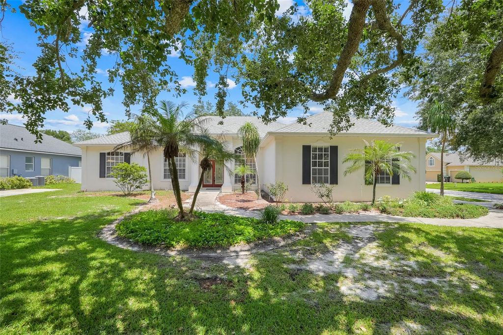 8003 BELSHIRE DRIVE, Orlando, FL 32835