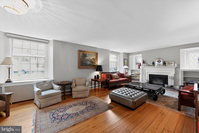 306 WINDSOR AVE, Wayne, PA 19087