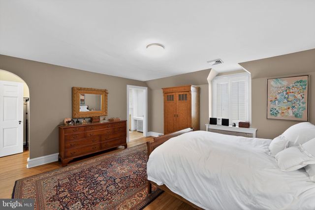 306 WINDSOR AVE, Wayne, PA 19087