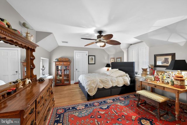 306 WINDSOR AVE, Wayne, PA 19087