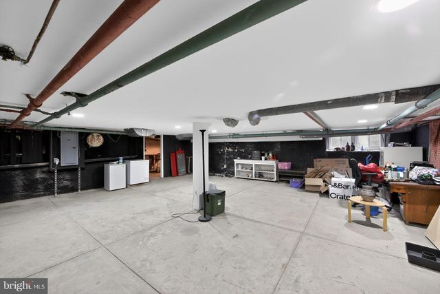 306 WINDSOR AVE, Wayne, PA 19087