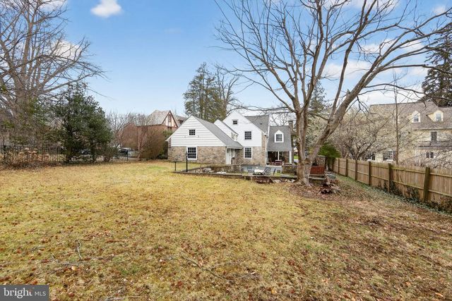 306 WINDSOR AVE, Wayne, PA 19087